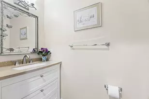 1339 E Central Rd, Arlington Heights, IL 60005 - Photo 10