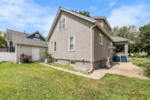 1614 7th St, Peru, IL 61354 - Photo 20