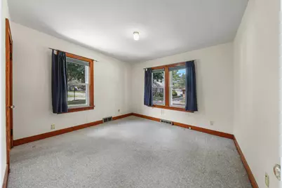 1614 7th Street, Peru, IL 61354 - Photo 10