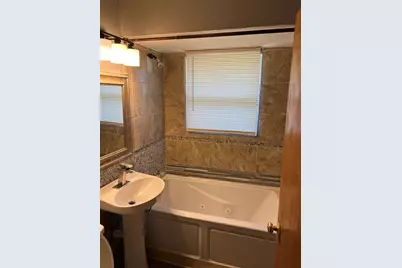 8856 S Washtenaw Avenue, Evergreen Park, IL 60805 - Photo 8