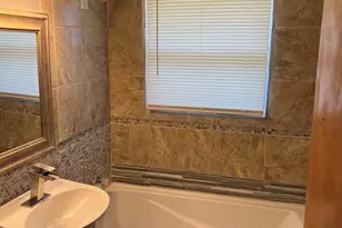8856 S Washtenaw Ave, Evergreen Park, IL 60805 - Photo 8