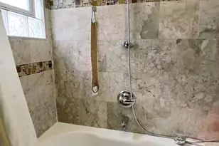 6810 W 95th Pl, Oak Lawn, IL 60453 - Photo 10