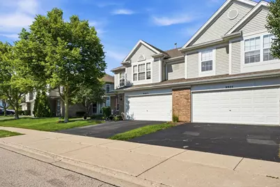 9939 Wakefield Lane #9939, Huntley, IL 60142 - Photo 2