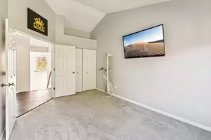 2227 Waterleaf Ct, Naperville, IL 60564 - Photo 14
