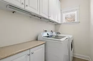 1530 W Grace St, Chicago, IL 60613 - Photo 26