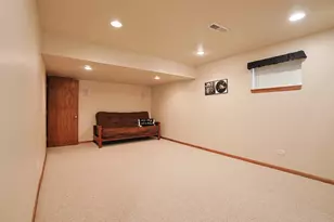 3105 Merrywell Ct, Carpentersville, IL 60110 - Photo 32