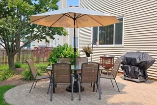 3105 Merrywell Ct, Carpentersville, IL 60110 - Photo 38