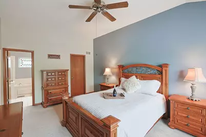 3105 Merrywell Court, Carpentersville, IL 60110 - Photo 20