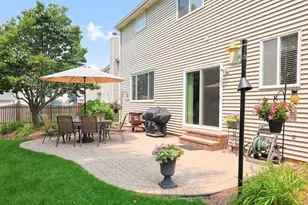 3105 Merrywell Ct, Carpentersville, IL 60110 - Photo 40