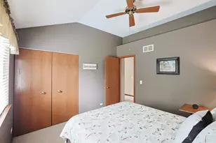 3105 Merrywell Ct, Carpentersville, IL 60110 - Photo 26