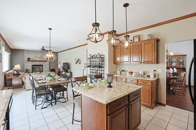 3105 Merrywell Court, Carpentersville, IL 60110 - Photo 12