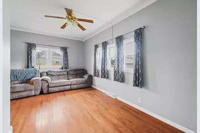 108 S Main, Arrowsmith, IL 61722 - Photo 2