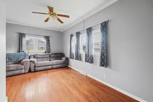 108 S Main, Arrowsmith, IL 61722 - Photo 2