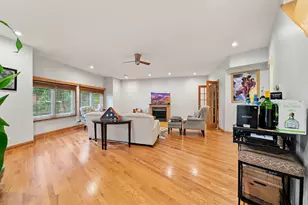 2455 W Ohio St, Chicago, IL 60612 - Photo 28
