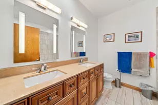 2455 W Ohio St, Chicago, IL 60612 - Photo 26