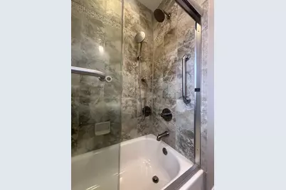 7937 W 82nd Place, Bridgeview, IL 60455 - Photo 10