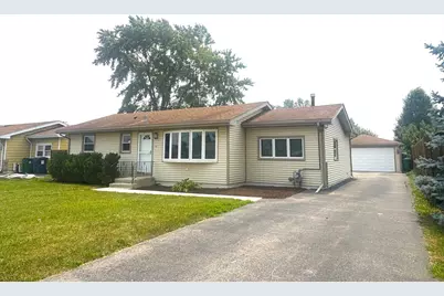 7937 W 82nd Place, Bridgeview, IL 60455 - Photo 2