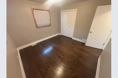 7937 W 82nd Place, Bridgeview, IL 60455 - Photo 8