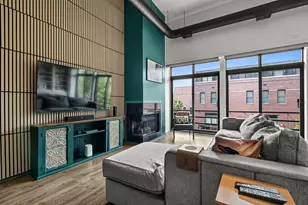 1760 W Wrightwood Ave, Chicago, IL 60614 - Photo 4