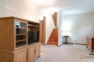 916 Lorelei Dr, Zion, IL 60099 - Photo 14