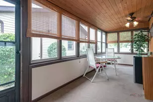 916 Lorelei Dr, Zion, IL 60099 - Photo 20