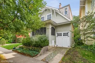110 Kedzie St, Evanston, IL 60202 - Photo 2