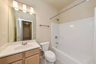 4N382 Mark Twain St, Saint Charles, IL 60175 - Photo 12