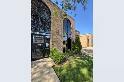 1016 Lunt Avenue, Schaumburg, IL 60193 - Photo 4