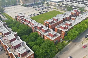 2502 S Calumet Ave, Chicago, IL 60616 - Photo 18