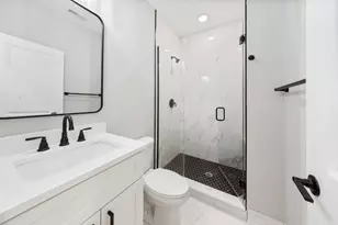 6639 S Langley Ave, Chicago, IL 60637 - Photo 12
