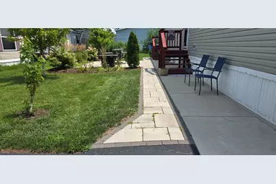 43 Saint Michaels Drive, Bourbonnais, IL 60914 - Photo 2