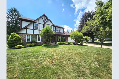 709 Garfield Avenue, Libertyville, IL 60048 - Photo 2