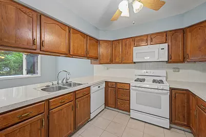 1697 Pebble Beach Drive, Hoffman Estates, IL 60169 - Photo 8
