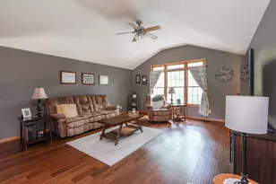 6174 Tulip Ln, Grant Park, IL 60940 - Photo 12