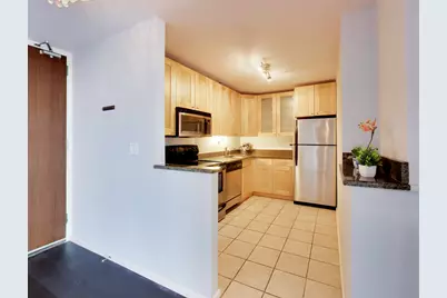 655 W Irving Park Road #5411, Chicago, IL 60613 - Photo 12