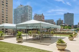 655 W Irving Park Rd, Chicago, IL 60613 - Photo 22