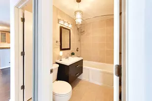 655 W Irving Park Rd, Chicago, IL 60613 - Photo 18