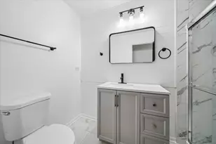 15209 Linden Dr, Oak Forest, IL 60452 - Photo 14