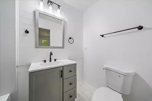 15209 Linden Dr, Oak Forest, IL 60452 - Photo 10