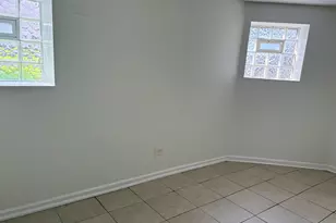 2822 W Flournoy St, Chicago, IL 60612 - Photo 6