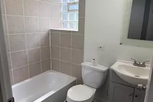 2822 W Flournoy St, Chicago, IL 60612 - Photo 8