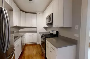 309 W Harrison St, Oak Park, IL 60304 - Photo 6