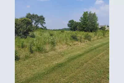 104 Kyle Lane, Kirkland, IL 60146 - Photo 2