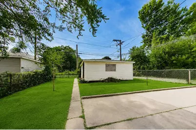 11514 S Yale Avenue, Chicago, IL 60628 - Photo 8
