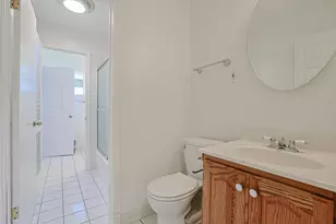 521 Edgewood Ln, Elk Grove Village, IL 60007 - Photo 20