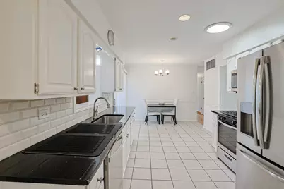 521 Edgewood Lane, Elk Grove Village, IL 60007 - Photo 10