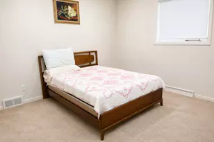 11305 Ballard Rd, Woodstock, IL 60098 - Photo 12