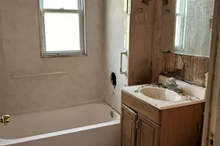 7010 S Marshfield Ave, Chicago, IL 60636 - Photo 20