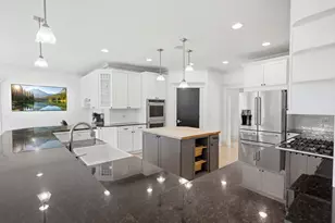 39542 Orchard Bluff Ln, Wadsworth, IL 60083 - Photo 10