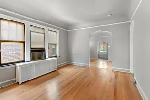 1534 E 86th Pl, Chicago, IL 60619 - Photo 8